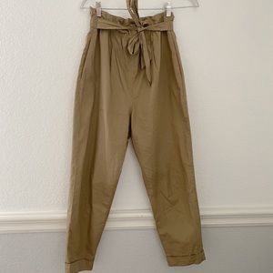 ZARA paperbag beige pants 2019